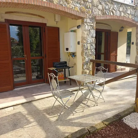 Apartman Saturnia House
