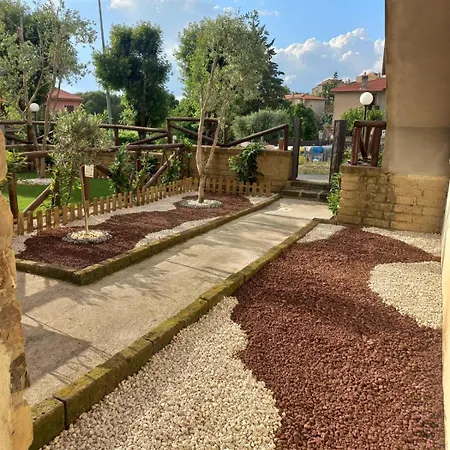 Saturnia House Apartman